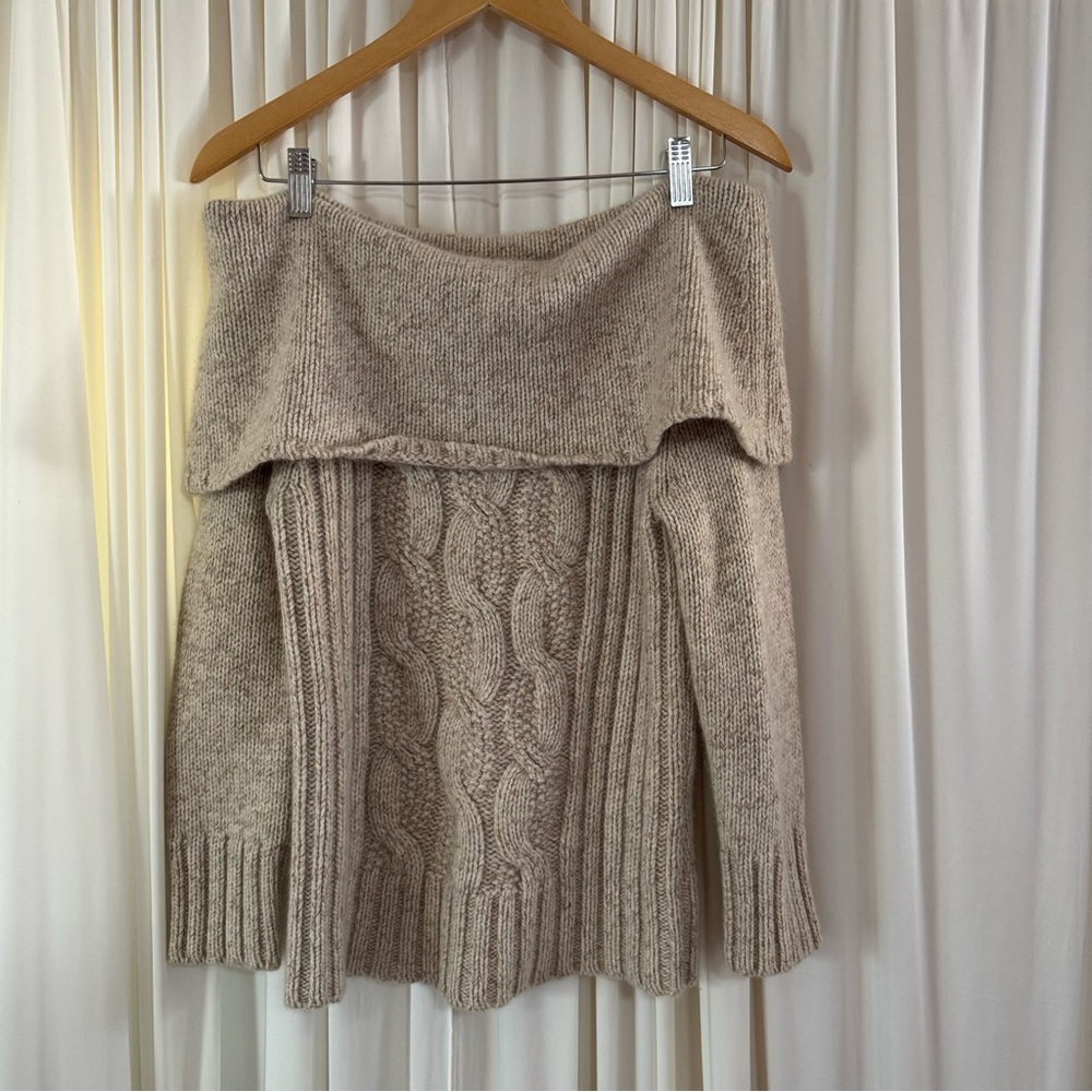 Express Off-Shoulder Sweater Oatmeal Cream Cable Knit Cashmere Vintage Y2K 2000s